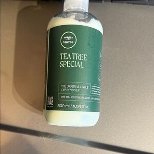 Paul Mitchell Tea Tree Hair Conditioner